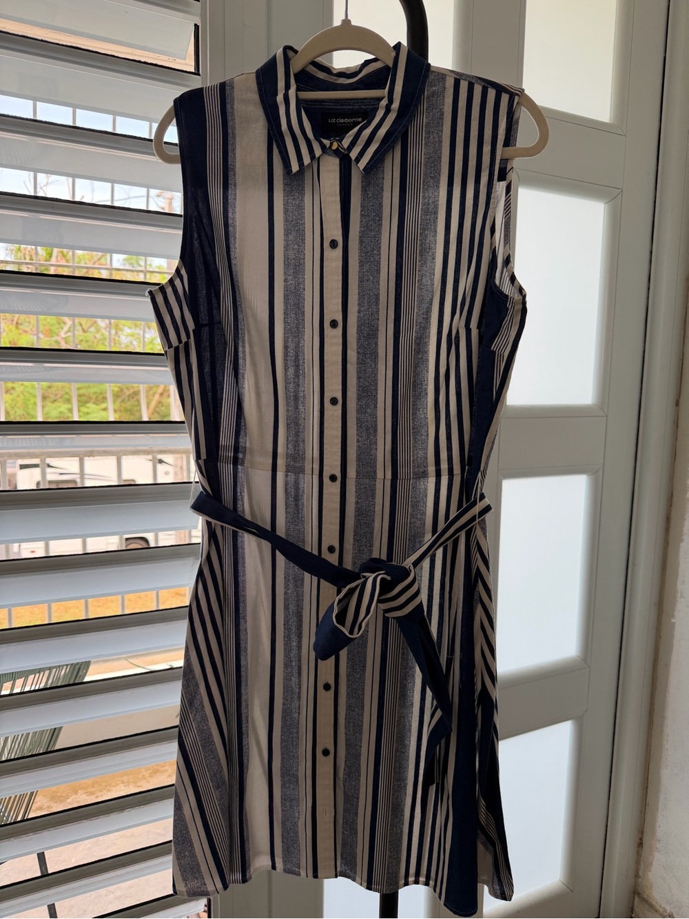 Liz Claiborne Navy and White Sleeveless Striped Midi Shirt Dress with Tie